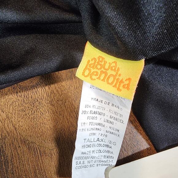 Agua Bendita Nicolette Shade Black Floral One Piece Swimsuit Size XL - Picture 7 of 15